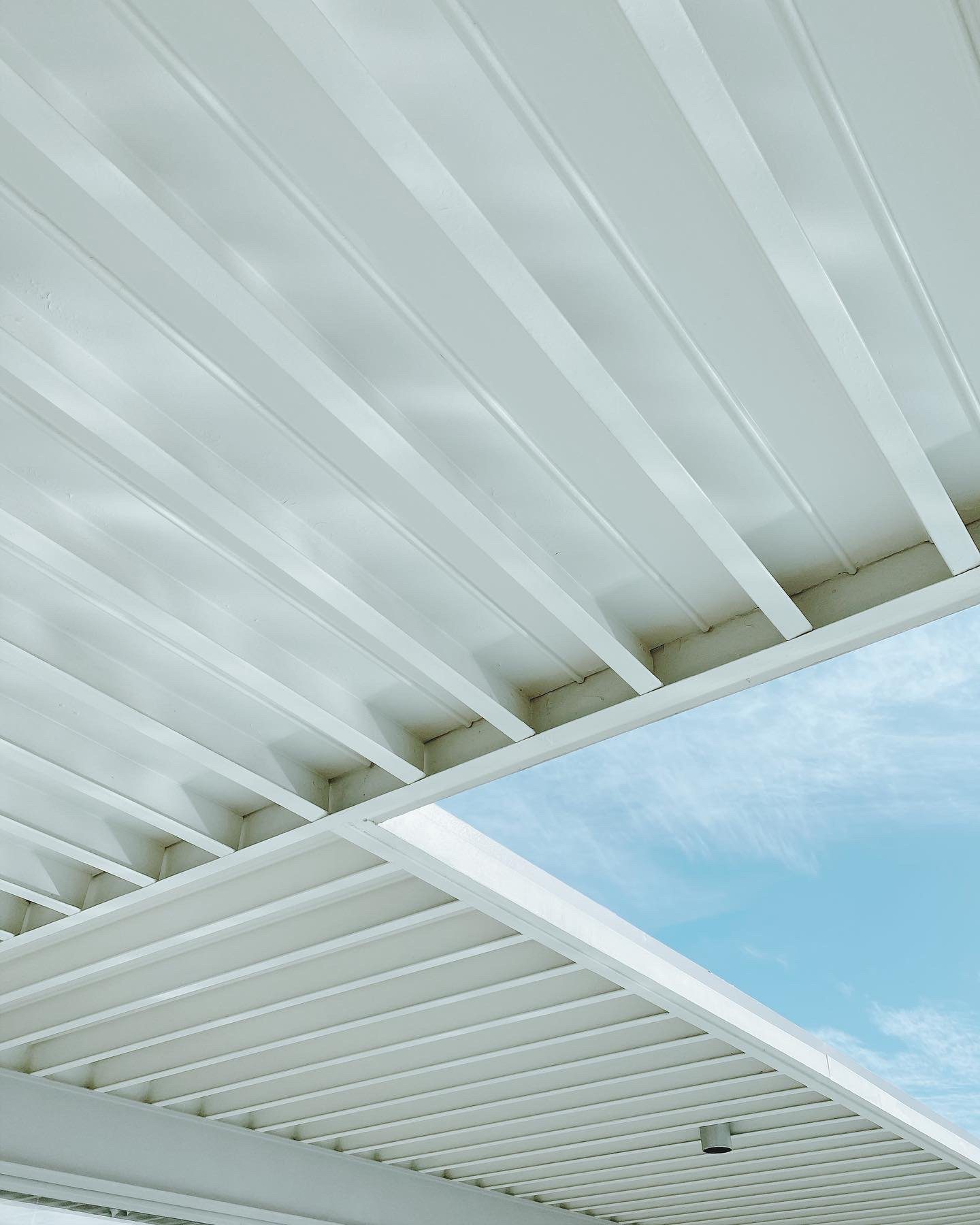 The Stahl House Los Angeles by photographer Kate Ferguson